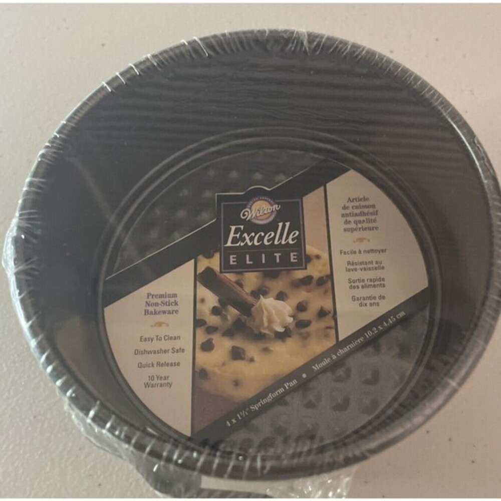 Wilton Excelle Elite 4 Inch Springform Pan - Picture 2 of 9